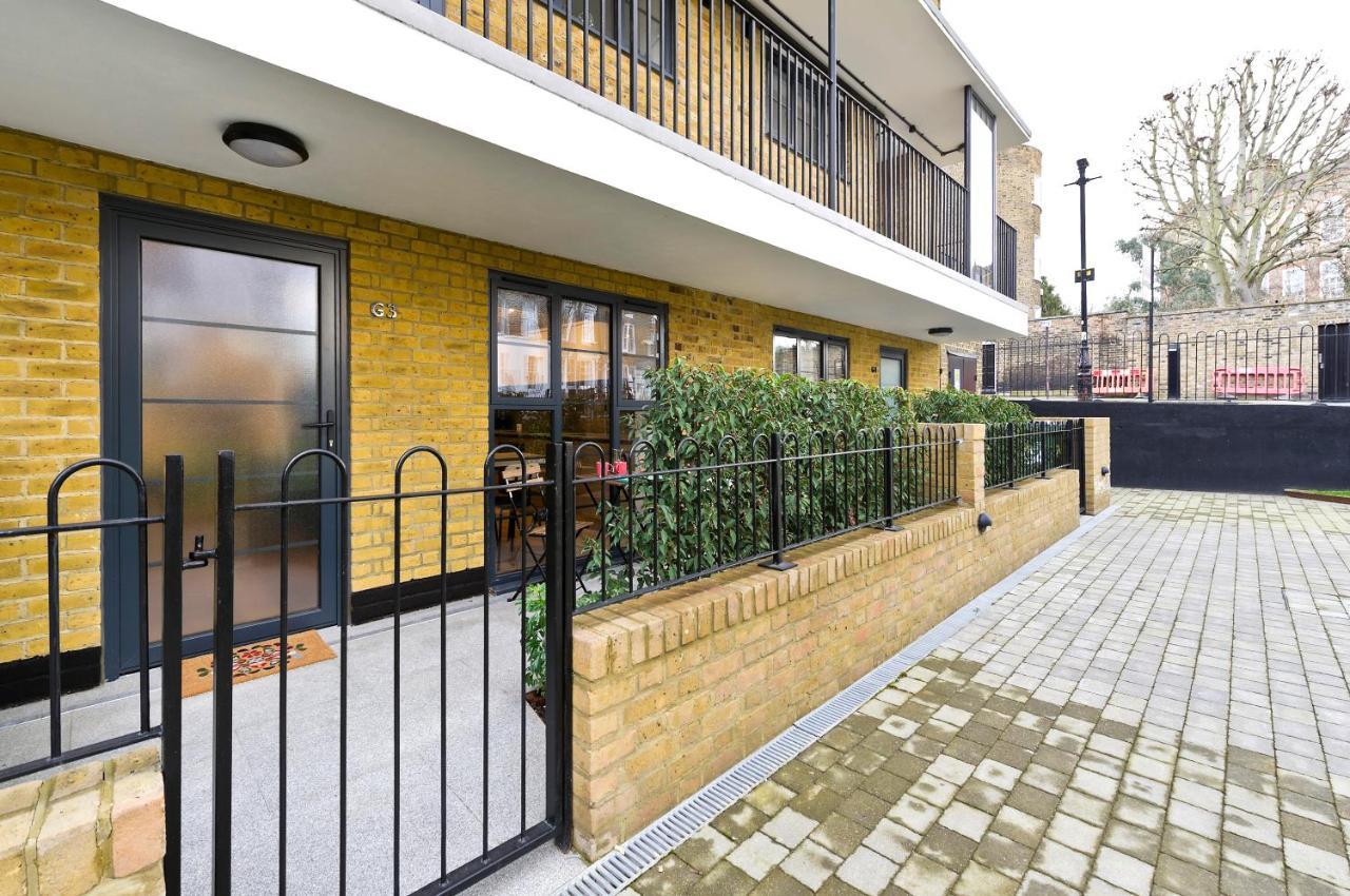 Luxury One Bedroom Greenwich Studio Apartment Near Canary Wharf By Underthedoormat ロンドン エクステリア 写真